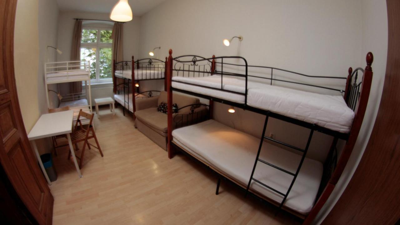 Pit Stop Hostel Poznan Dış mekan fotoğraf